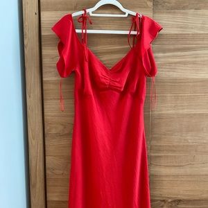 STUNNING RED EXPRESS DRESS • Size M